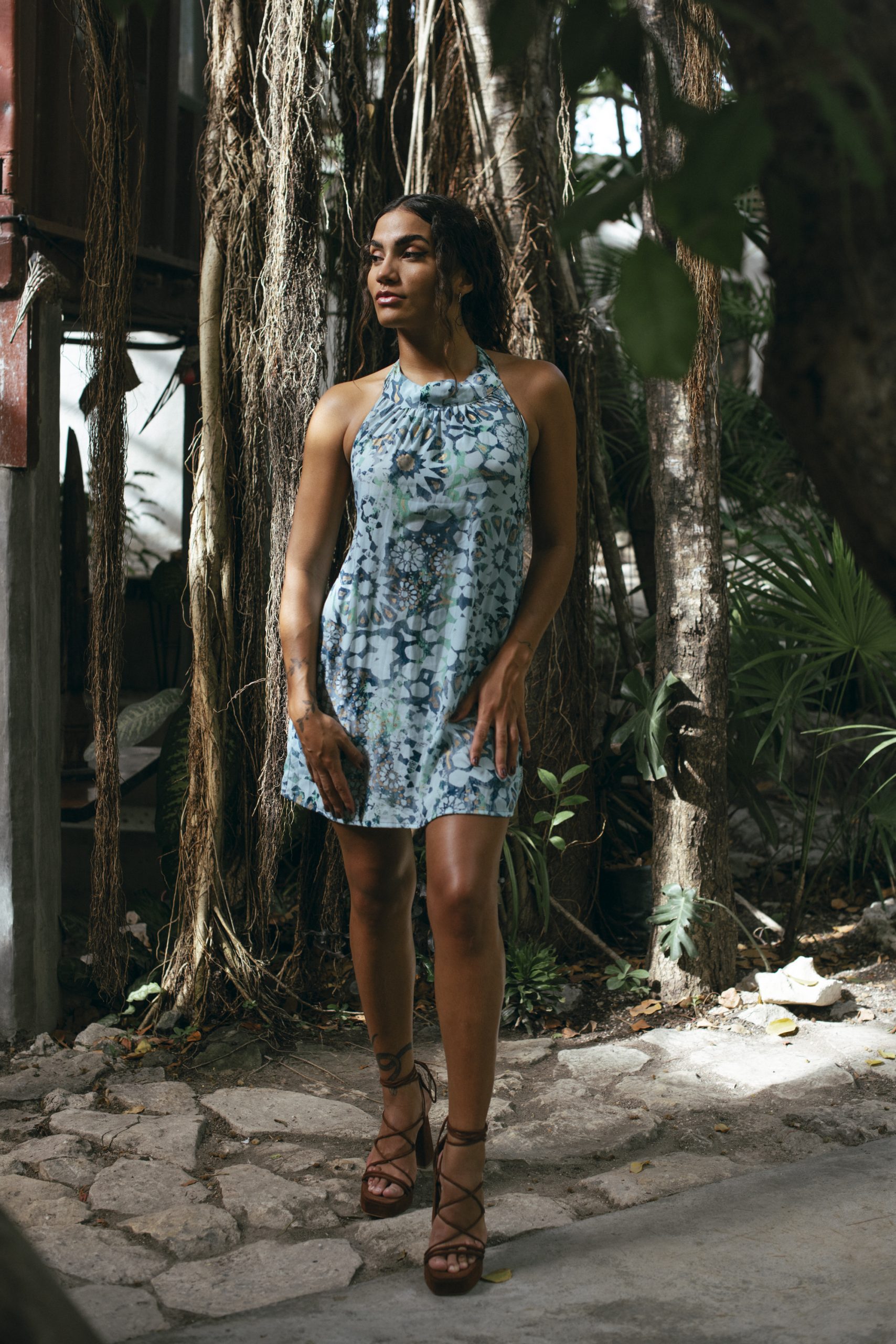 VESTIDO HALTER - Imagen 3